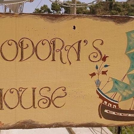 Theodora'S House Overlooking Valtos Hotell Parga Eksteriør bilde